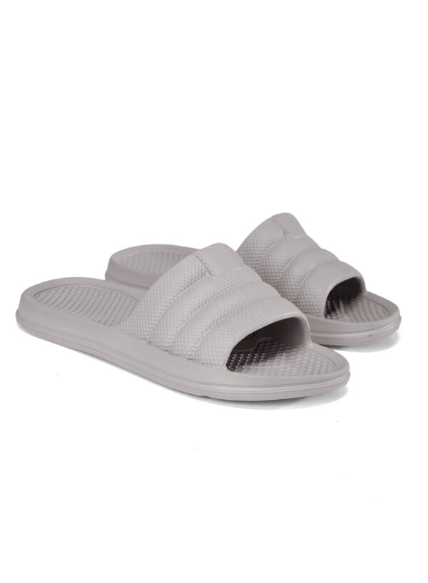 Men's and women's slippers, suitable for indoor bathrooms, lightweight and non-slip, with a concave footbed made of EVA material